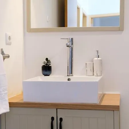 Vakantiehuis Guestready - Charming Retreat Caniço